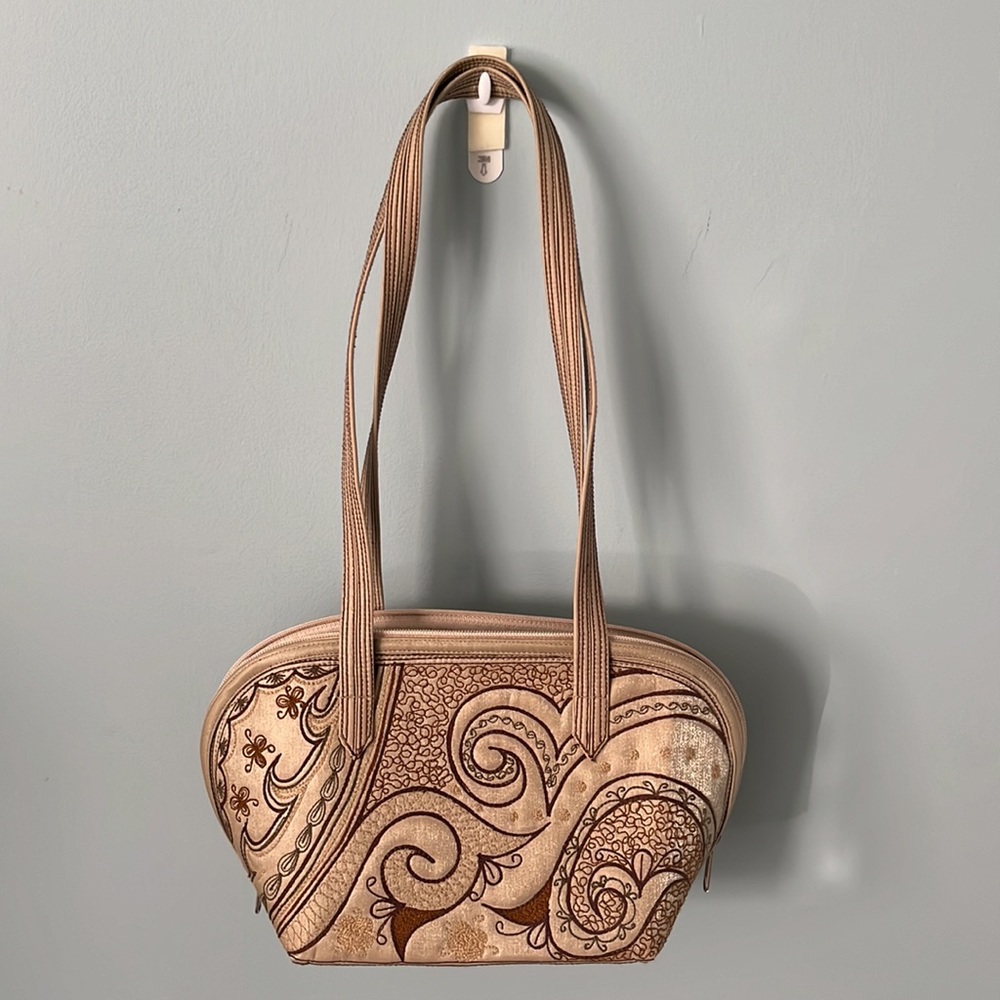 Laga Designs purse - NWOT